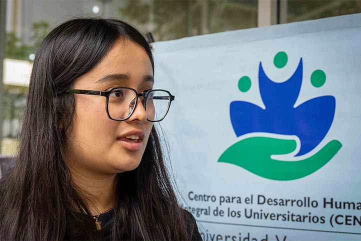 Cendhiu lleva rally Viaje a la Calma a estudiantes de la UV