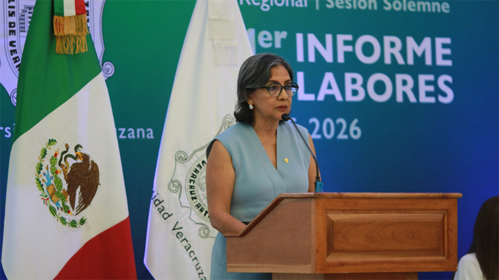 Sesión solemne del Consejo Universitario Regional de la UV en Coatzacoalcos-Minatitlán