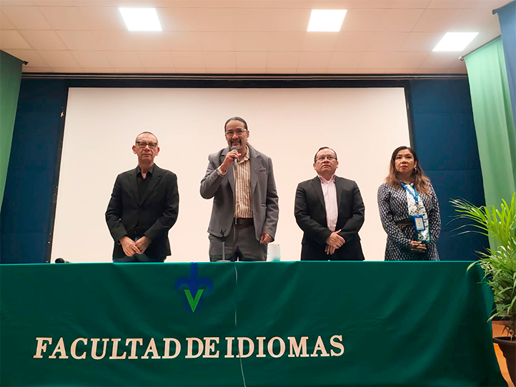 UV promueve internacionalización en casa con proyectos en línea